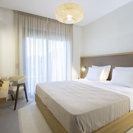Inorato - Luxury Villa With Private Swimming Pool Kalamitsi  Ngoại thất bức ảnh